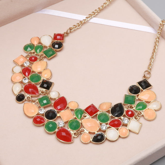 Stone Clavicle Necklace