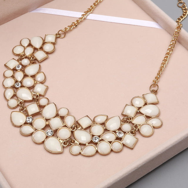 Stone Clavicle Necklace
